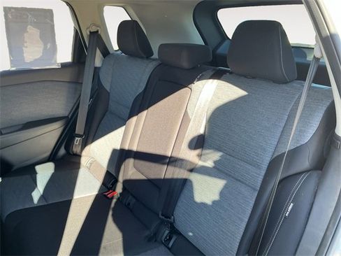 Used 2021 Nissan Rogue SV image 6