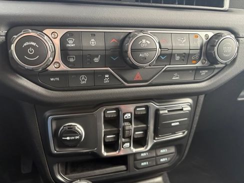 New 2026 Jeep Gladiator Sport AWD/4WD image 28