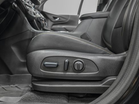 Used 2024 Chevrolet Equinox Premier w/ LPO, Floor Liner Package image 14