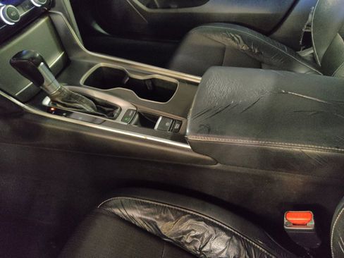 Used 2018 Honda Accord Sport image 26