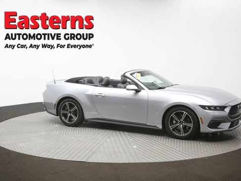 Used 2025 Ford Mustang Premium RWD image 44