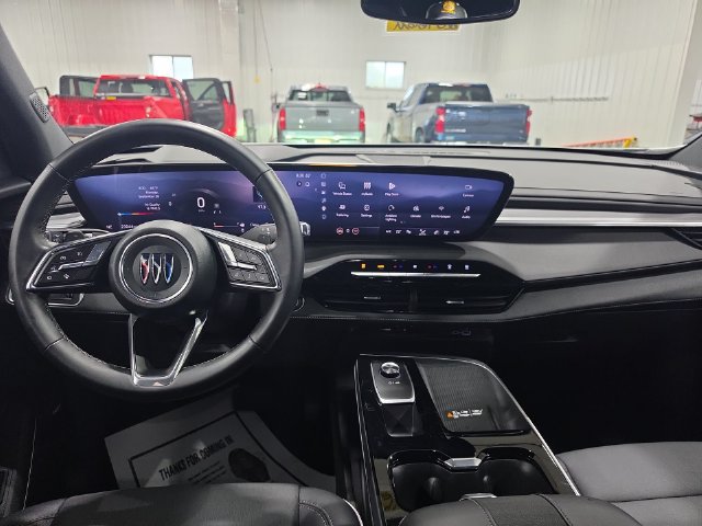 Used 2026 Buick Enclave Preferred AWD/4WD image 9