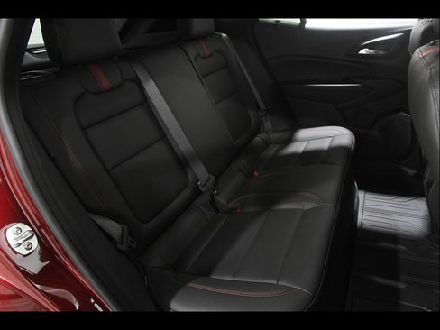Certified 2025 Chevrolet Trax RS w/ Driver Confidence Package FWD image 17