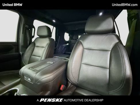 Used 2021 Chevrolet Tahoe Z71 w/ Z71 Signature Package image 5
