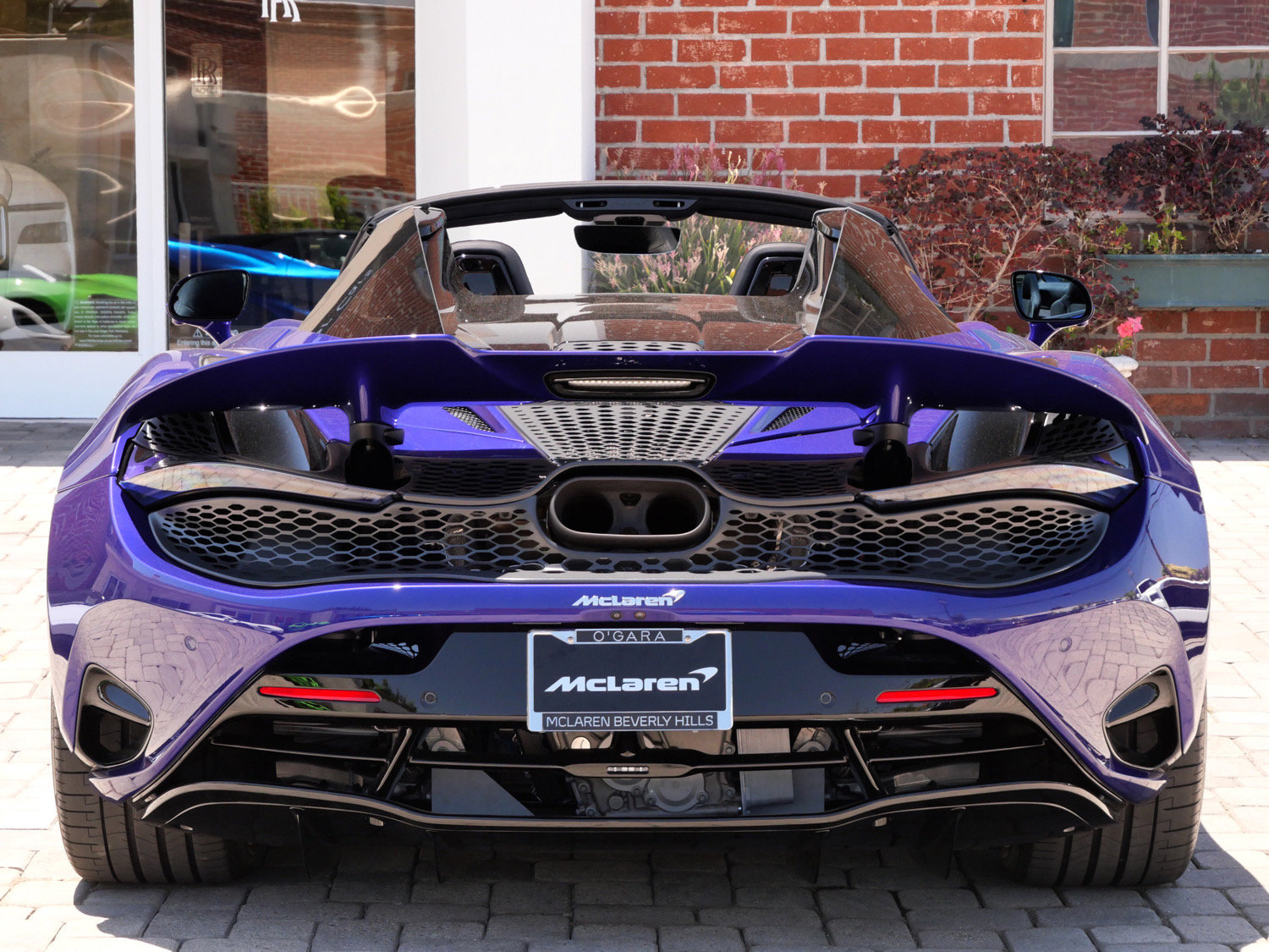 Used 2024 McLaren 750S Spider RWD image 5