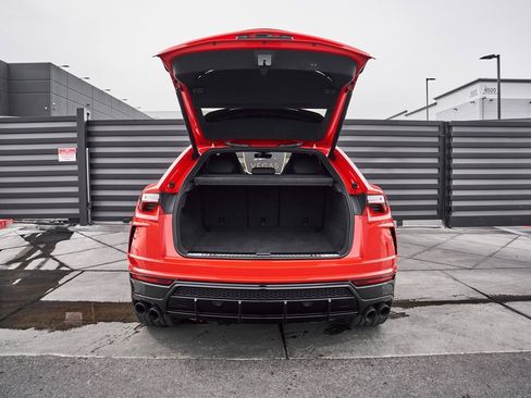 Used 2021 Lamborghini Urus image 17