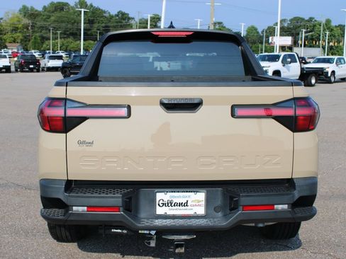 Used 2023 Hyundai Santa Cruz SEL FWD image 17