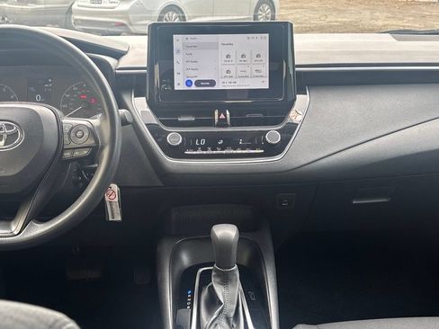 Used 2024 Toyota Corolla LE FWD image 28