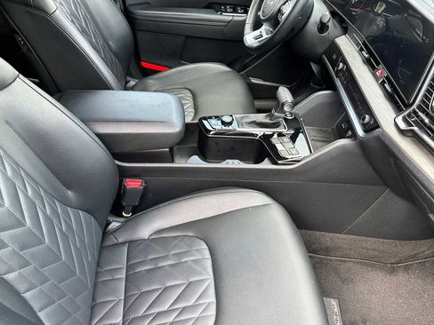 Used 2024 Kia Sportage X-Line AWD/4WD image 18