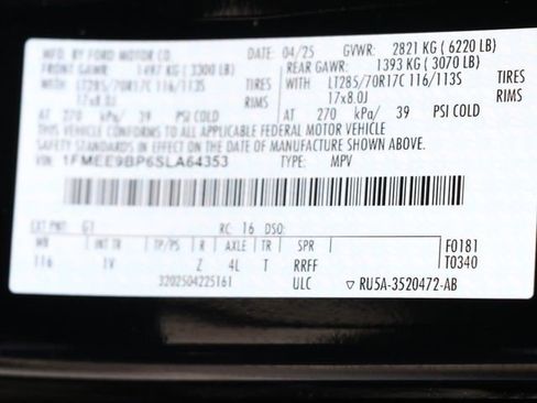 Certified 2025 Ford Bronco Badlands AWD/4WD image 32