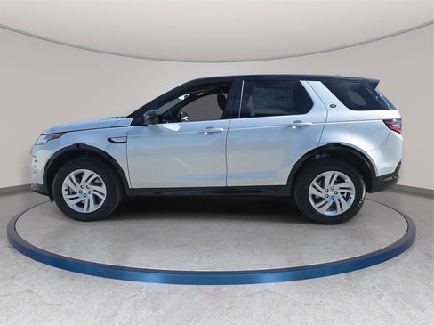 New 2026 Land Rover Discovery Sport Landmark image 8