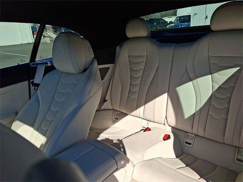 Used 2019 BMW M850i xDrive Convertible image 10