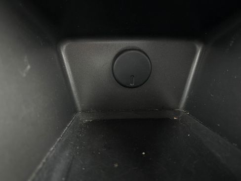 Used 2016 GMC Terrain SLE image 23