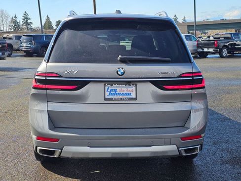 Used 2026 BMW X7 xDrive40i AWD/4WD image 6