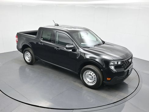 Used 2025 Ford Maverick XL FWD image 37