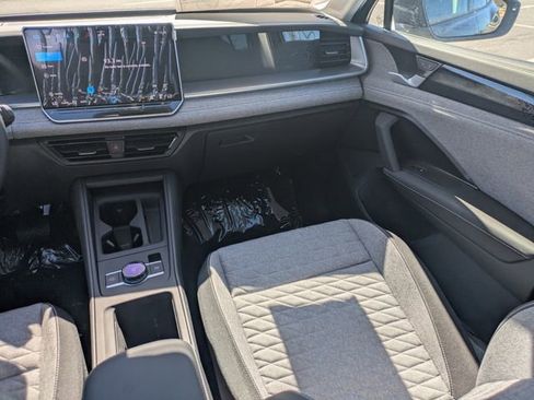 New 2025 Volkswagen Tiguan S image 17