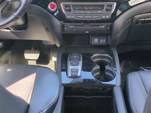 Used 2021 Honda Pilot Touring image 22