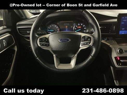 Used 2022 Ford Explorer XLT w/ Equipment Group 202A image 15