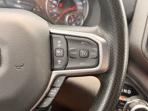 Used 2025 RAM 1500 Warlock AWD/4WD image 25