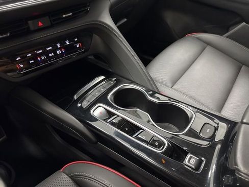 Used 2023 Buick Envision Essence w/ Sport Touring Package image 20