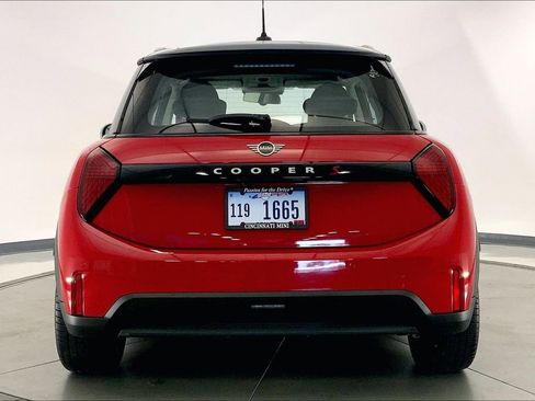 Certified 2025 MINI Cooper S image 3