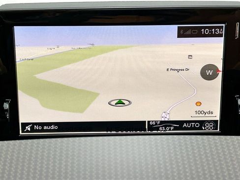 Used 2017 Aston Martin Vanquish Volante image 14