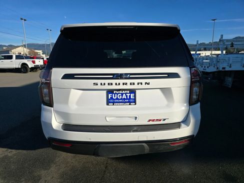 Used 2023 Chevrolet Suburban RST w/ Luxury Package image 7
