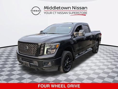 Used 2019 Nissan Titan SL w/ Midnight Edition AWD/4WD image 7