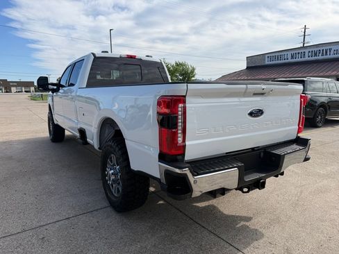 Used 2023 Ford F250 Lariat w/ FX4 Off-Road Package AWD/4WD image 5