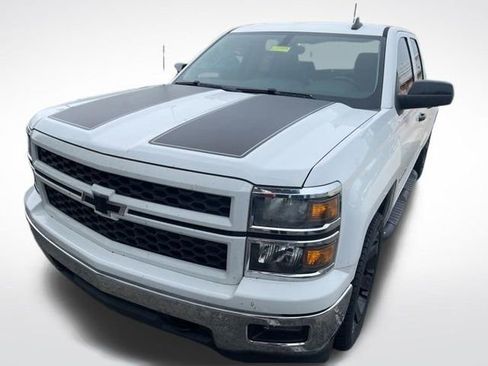 Used 2015 Chevrolet Silverado 1500 LT w/ Rally 2 Edition image 4