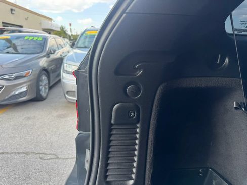 Used 2018 Dodge Durango GT RWD image 17