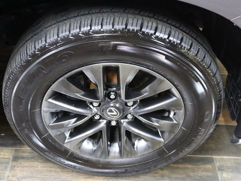 Used 2019 Lexus GX 460 Premium image 28