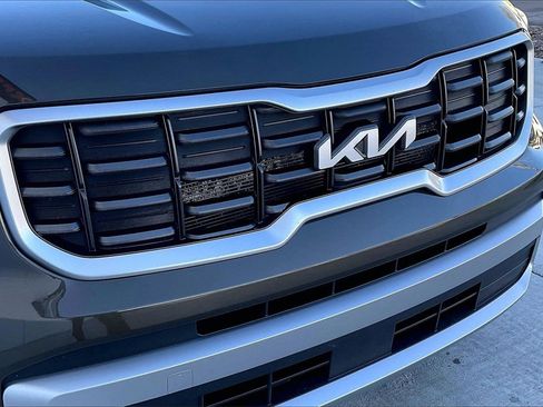 Used 2023 Kia Telluride S image 30