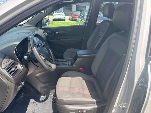 Used 2022 Chevrolet Equinox RS AWD/4WD image 13