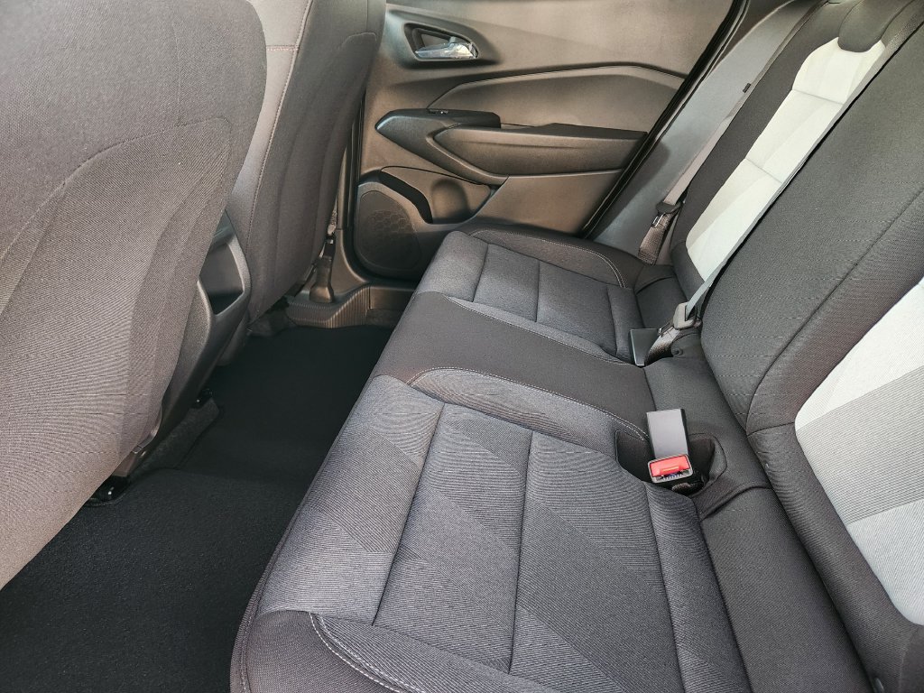 New 2026 Chevrolet Trax RS FWD image 18