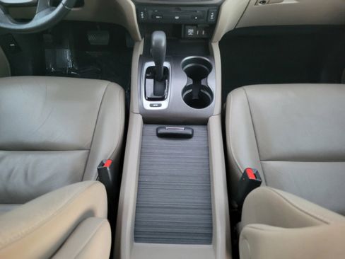 Used 2016 Honda Pilot EX-L image 26