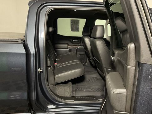 Used 2022 Chevrolet Silverado 1500 LTZ AWD/4WD image 34
