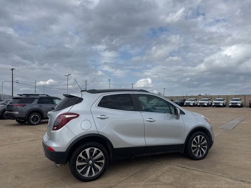 Used 2022 Buick Encore Preferred image 21