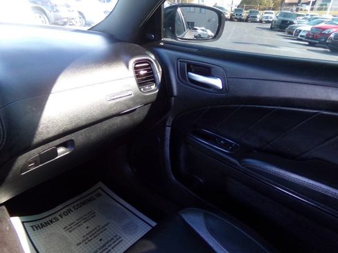 Used 2023 Dodge Charger SXT w/ Plus Group image 25