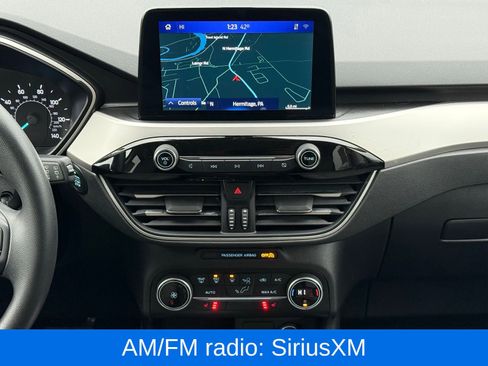 Used 2020 Ford Escape SE image 20