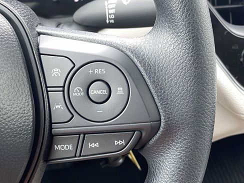 New 2026 Toyota Corolla Cross L image 30