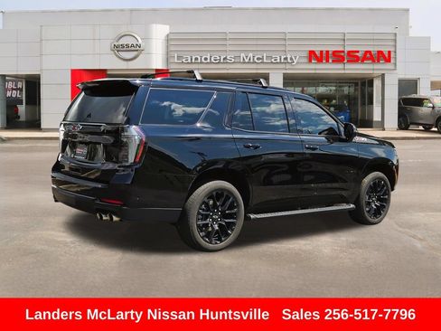 Used 2025 Chevrolet Tahoe Z71 w/ Z71 Off-Road Package AWD/4WD image 3