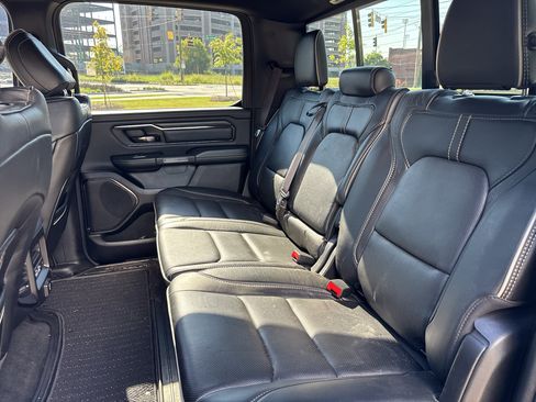 Used 2022 RAM 1500 Limited w/ Off Road Group AWD/4WD image 13