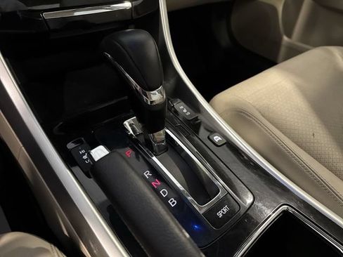 Used 2017 Honda Accord EX-L image 20