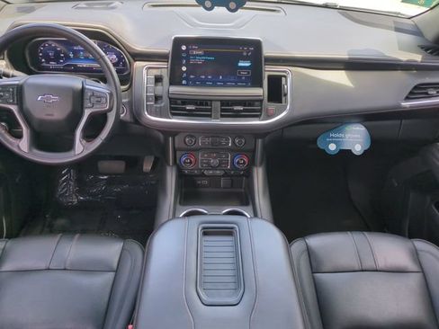 Certified 2022 Chevrolet Suburban RST w/ Luxury Package RWD image 18