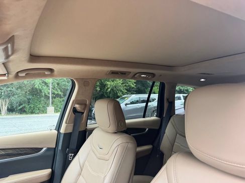 Used 2024 Cadillac XT6 Premium Luxury w/ Platinum Package FWD image 23