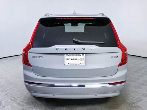Certified 2025 Volvo XC90 B5 Core AWD/4WD image 30