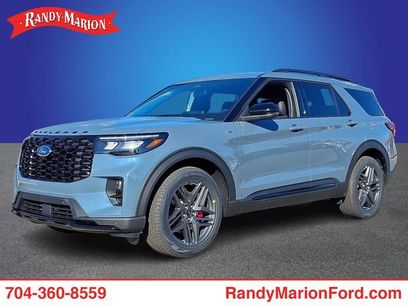 New 2026 Ford Explorer ST-Line w/ ST-Line Street Pack