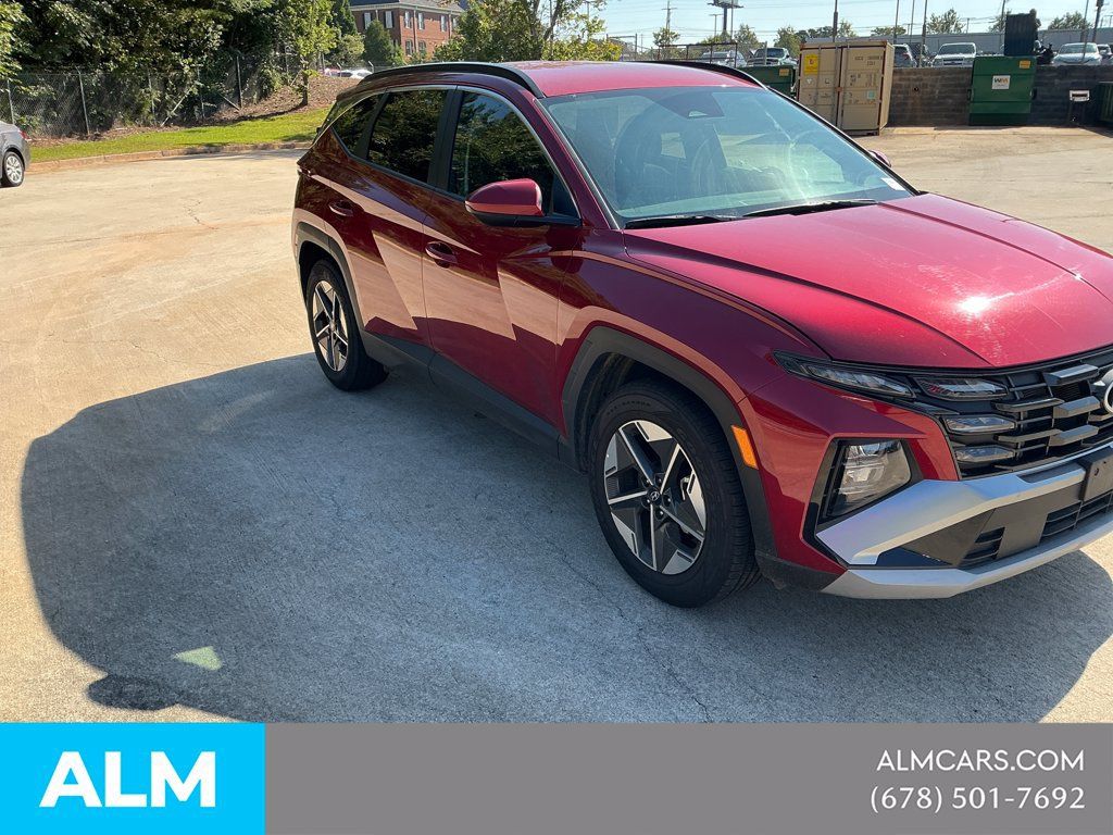 Used 2025 Hyundai Tucson SEL FWD image 3