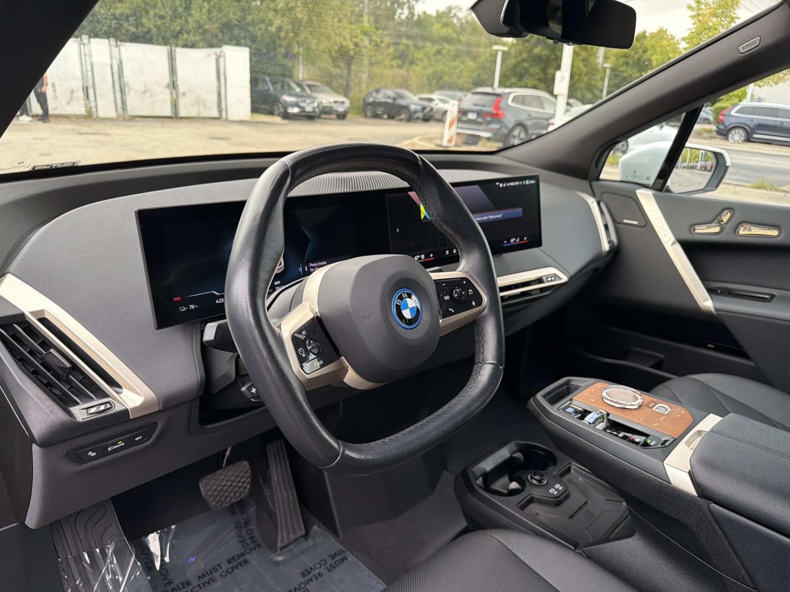Certified 2024 BMW iX xDrive50 w/ Premium Package AWD/4WD image 38